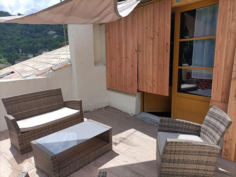 Grand Gite Terrasses Largentiere Bagian luar foto